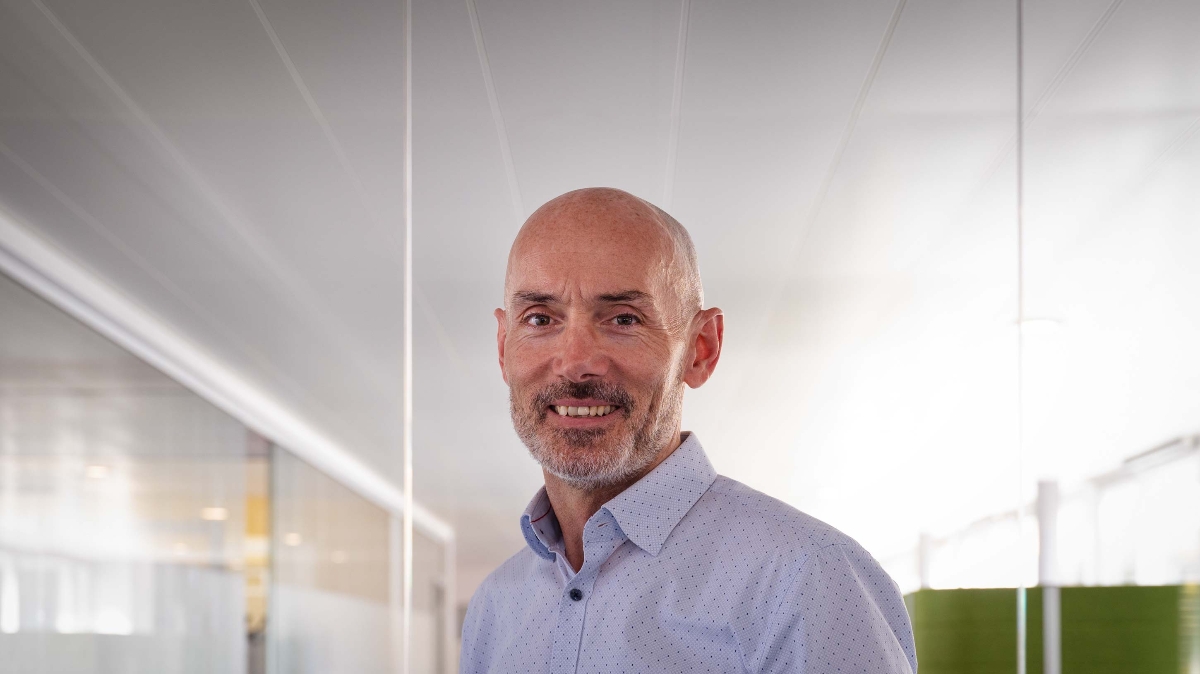 Roland Stamm | Head Indirect Sales Management, SMC Schweiz AG