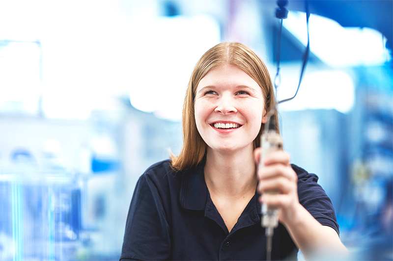 Ausbildung, Studium & Einstieg