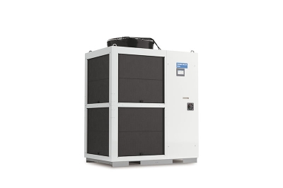 Kraftvoller Allrounder: Kühl- und Temperiergerät der Serie HRS400 überzeugt auch outdoor mit Hochleistung