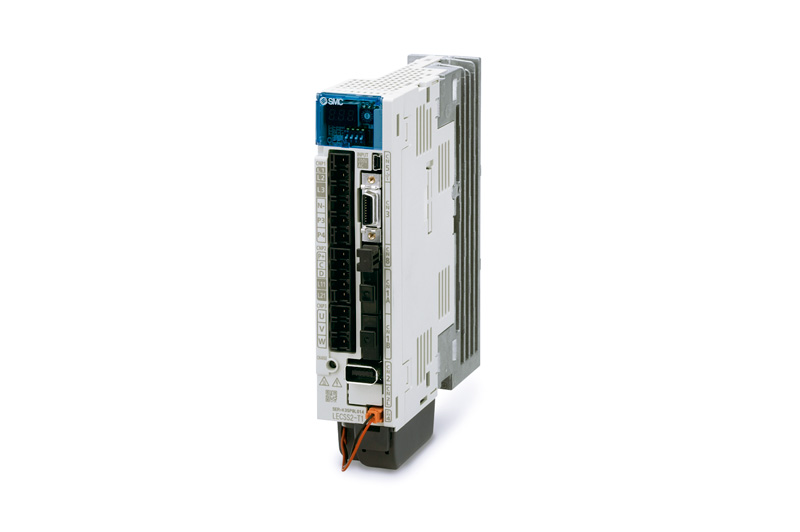 AC servo motor driver with STO for SSCNET III